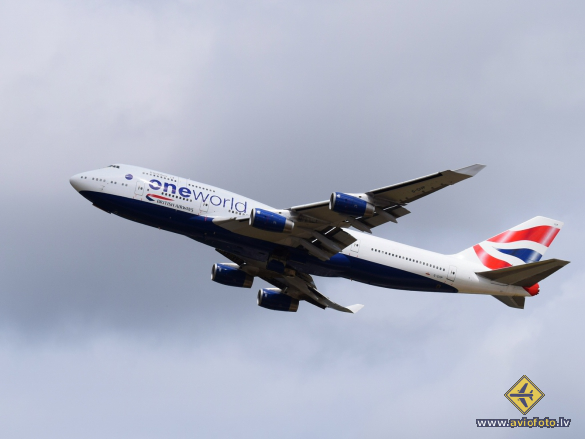 Boeing 747-436